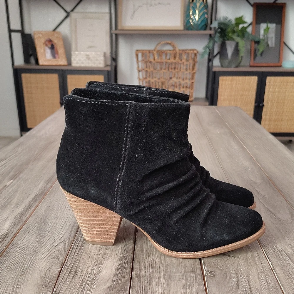 Splendid Black Leather Ankle Booties with Stacked Heel Size 6